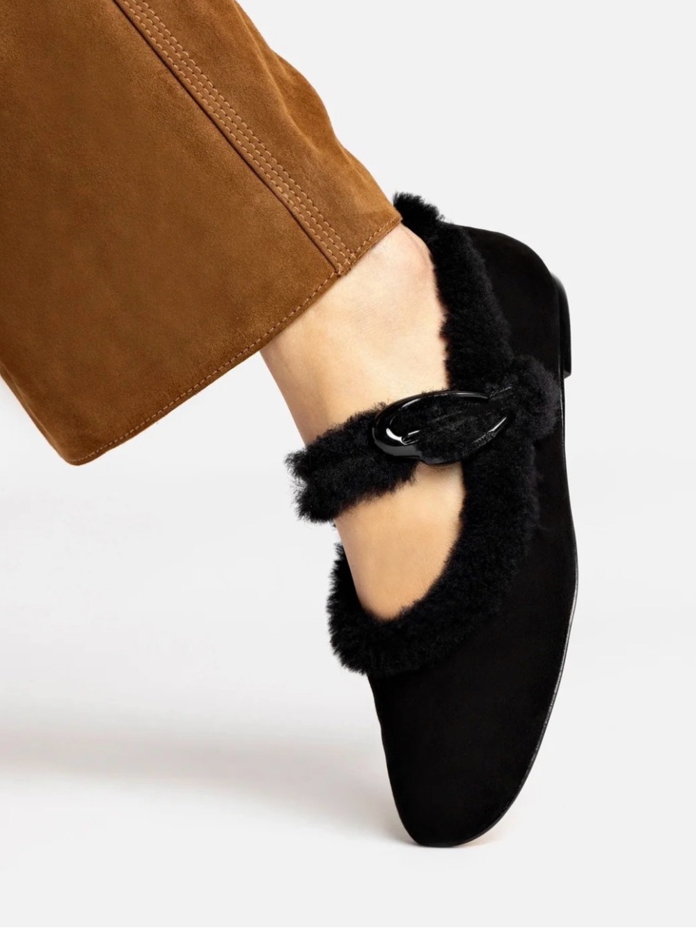 Larroude Verona Ballet Flat in Suede and Shearling